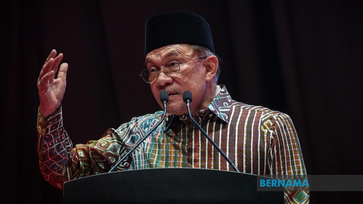 Islamic Institutions Must Harness AI and Digital Tools While Preserving Core Values, Anwar Says