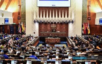 Malaysia Approves RM774.4 Billion in Manufacturing Investments, Realising Over RM587 Billion Since 2020