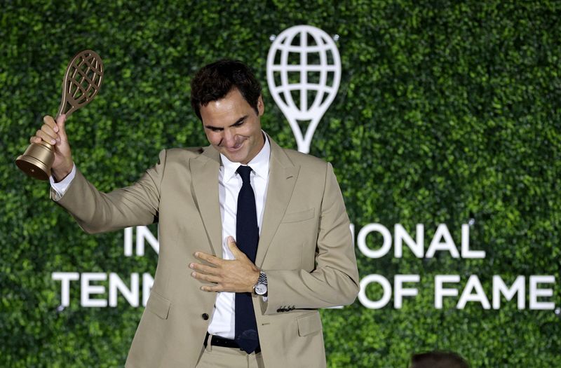 Federer, Tears Streaming, Celebrates Hall of Fame Induction as Love Letter to Tennis