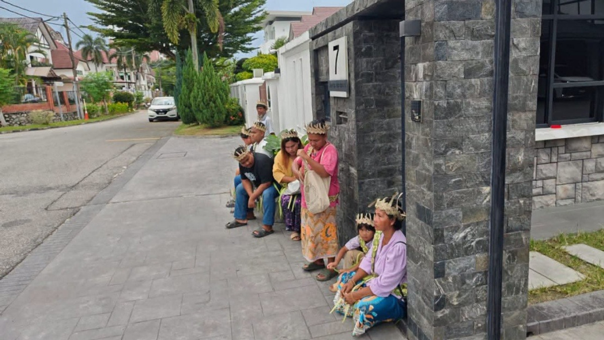 PM Anwar Pledges to Escalate Kg Sungai Cot Orang Asli Land Dispute With Pahang