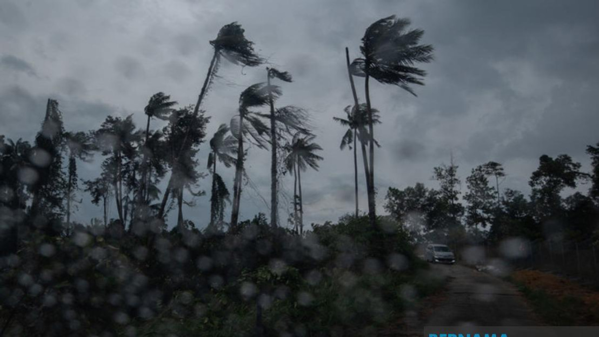 Severe Weather Alert Issued Across Malaysia Until Evening