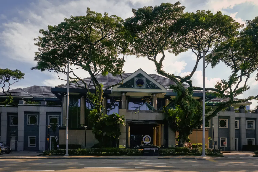 Singapore Recreation Club Billiards Row Advances to Trial Despite Management Opposition