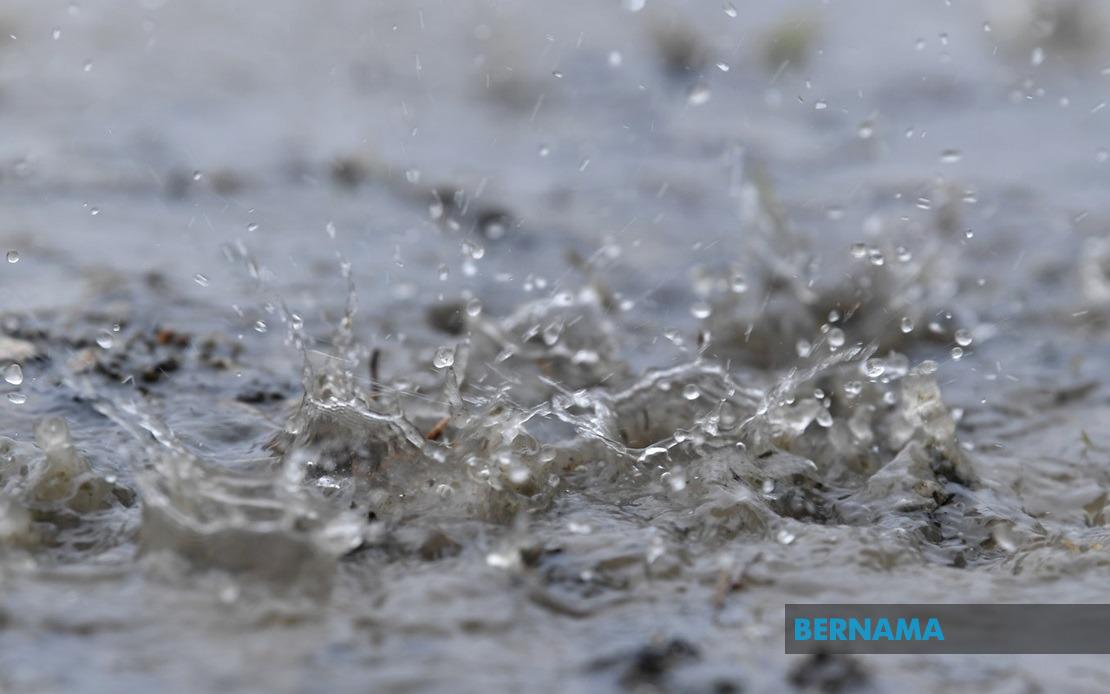 Seoul Grapples With Severe Flooding as Nearly 200mm of Rain Sweeps Region