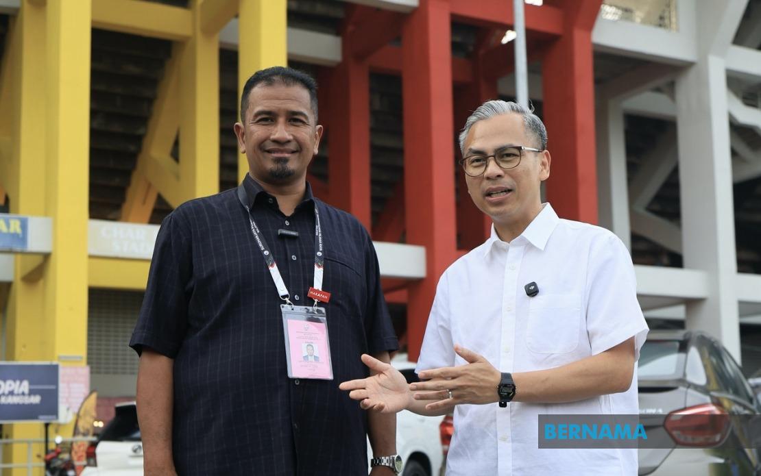 Fahmi Urges Mature Campaign Standards as Negeri Sembilan Billboards Vandalised