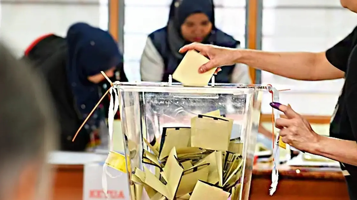 Johor's Swing Voters: How the 21-39 Age Group Could Decide the Election