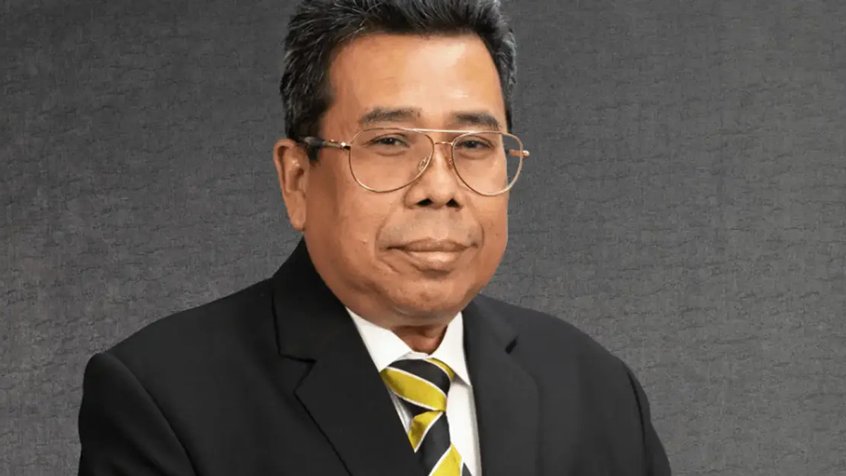 Bersatu's Suspended Perak Lawmaker Bides Time Before Defection