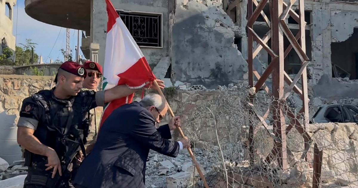Lebanon Pushing for Full Israeli Withdrawal from Occupied Territories, PM Says