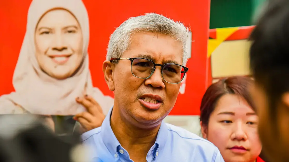 PH Focuses on Own Priorities as BN-PN Friction Over Race Issues Deepens, Says Tengku Zafrul