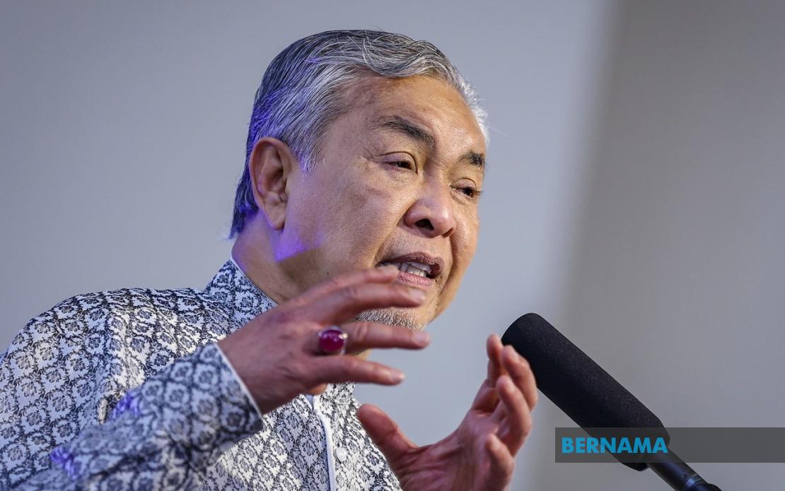 Ahmad Zahid Calls for Focus on Issues, Not Past Grievances in Johor Poll Campaign