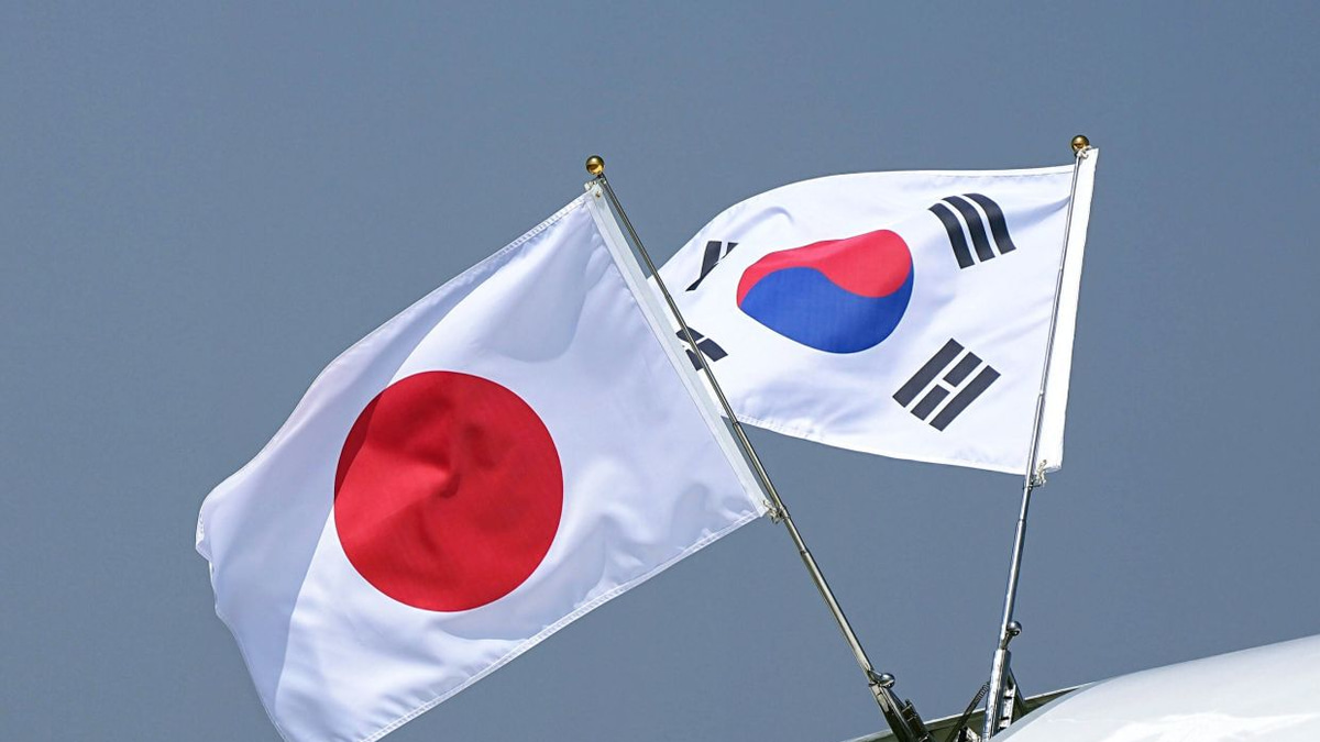 Nuclear dominoes in Asia: how one Korean or Japanese bomb could trigger a cascade