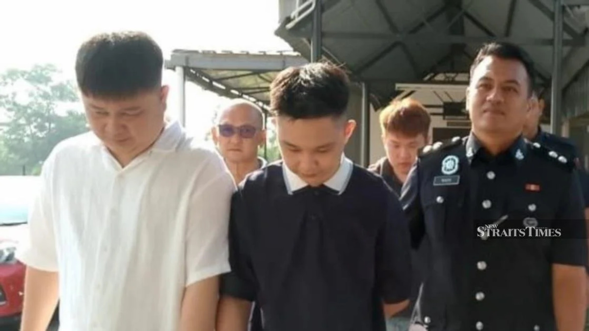 Four Accused, Including Two Brothers, Deny Operating Online Gambling Ring in Kedah