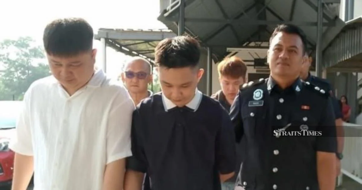 Four Accused, Including Two Brothers, Deny Operating Online Gambling Ring in Kedah
