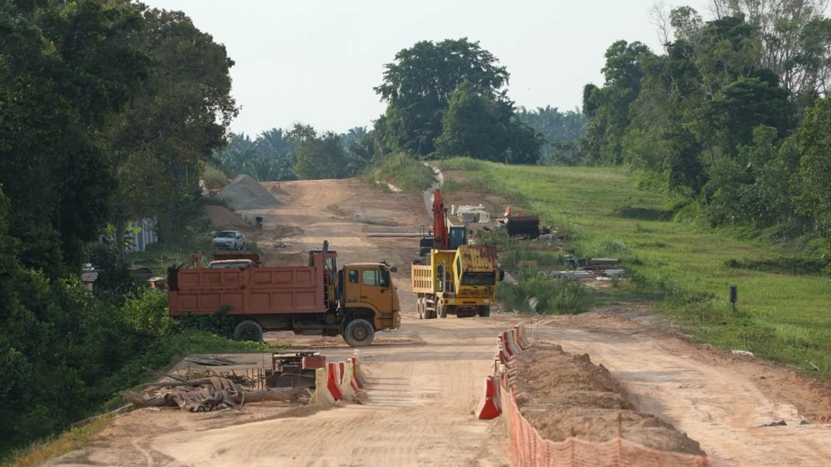 Lukut-Kampung Sirusa Road Project Progressing Ahead of Schedule at 60.57%