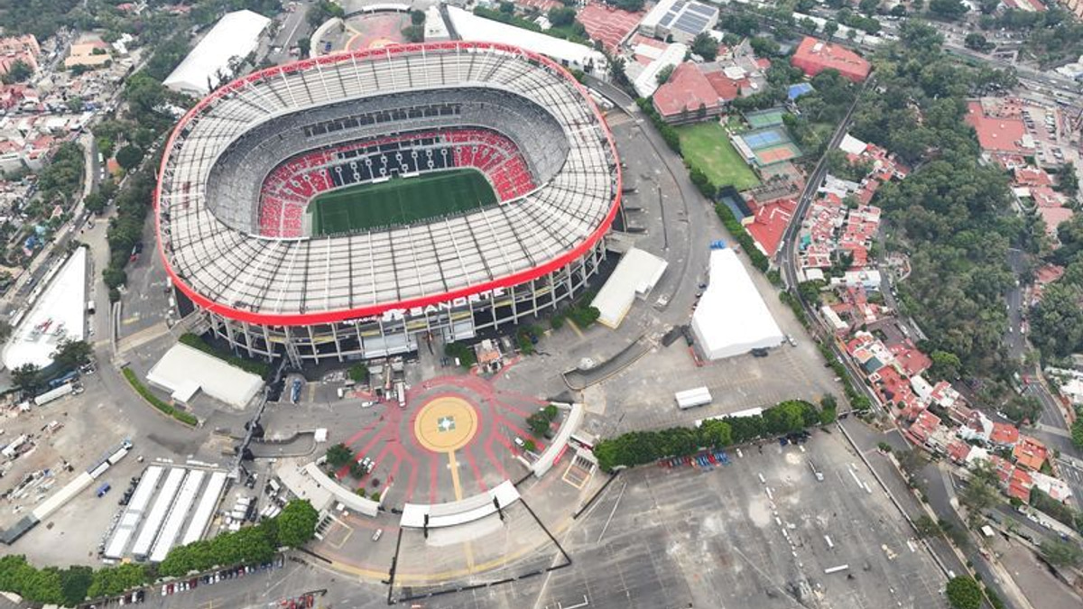 Brain Scans Reveal Structural Changes in Former Soccer Players, Though Cognition Remains Intact