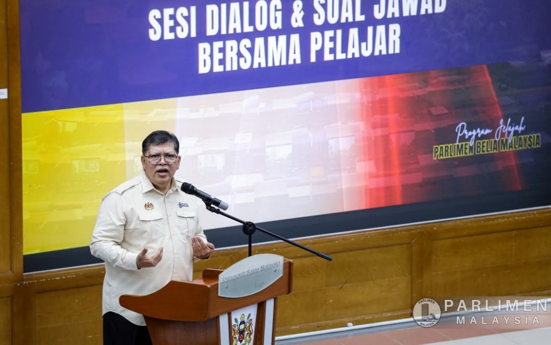 Parliament Must Model Democracy Well for Youth, Says Dewan Rakyat Speaker