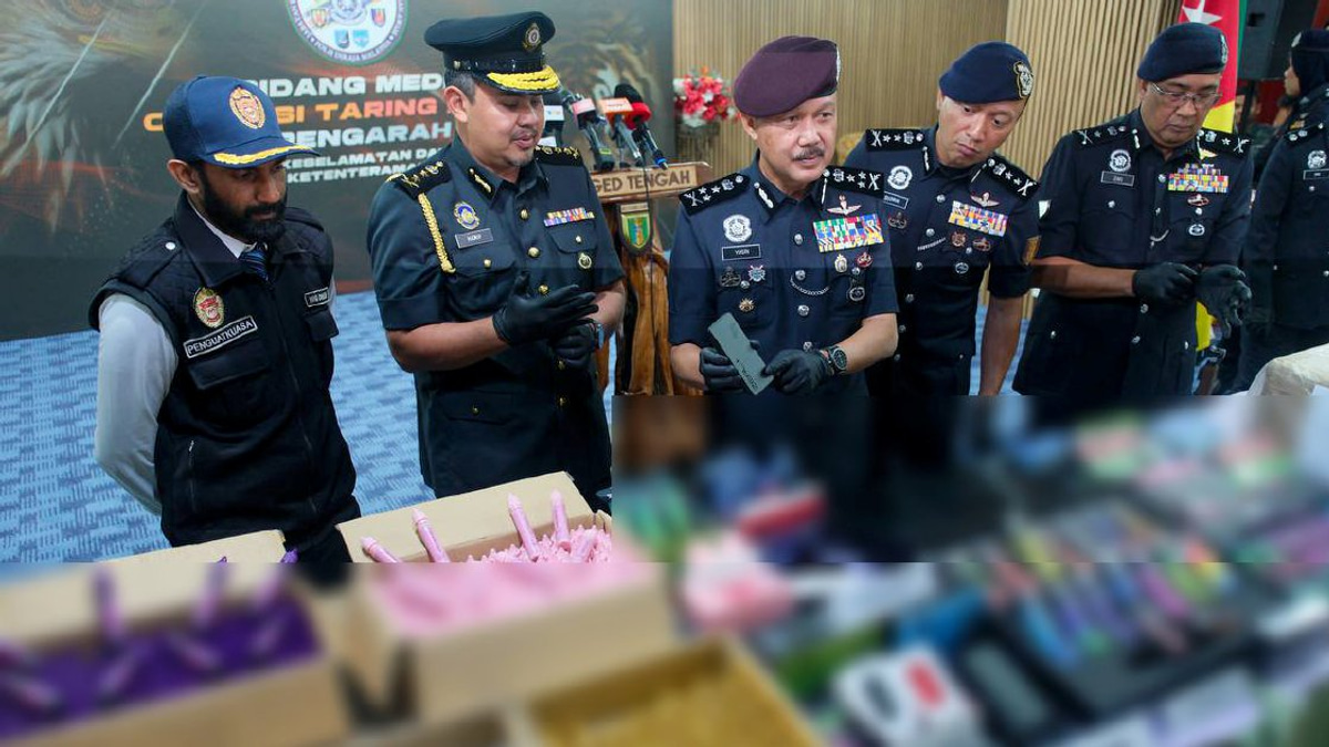 Police Bust Major Smuggling Ring as RM15.5 Million in Contraband Vapes and Cigarettes Seized Across Selangor