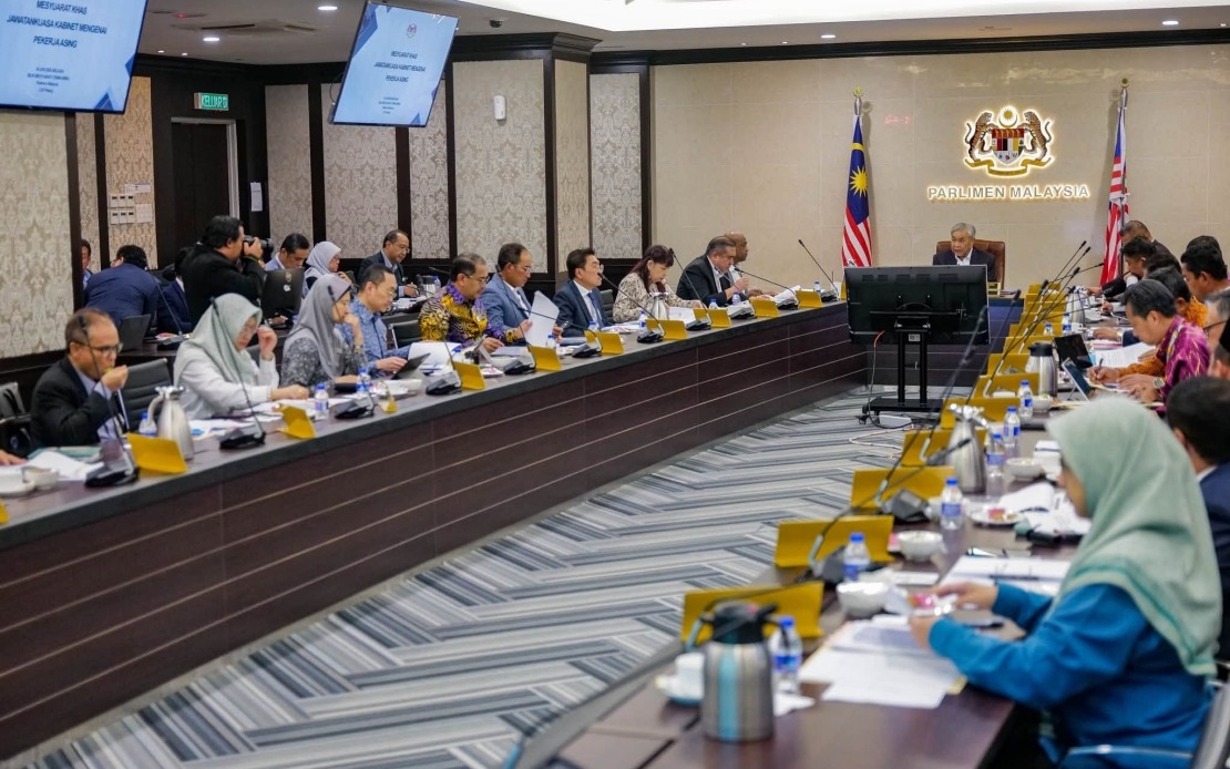 Government to Overhaul Foreign Worker Management System Under Ahmad Zahid's Leadership