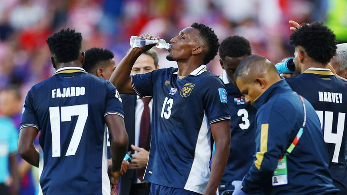 FIFA Defends World Cup Hydration Breaks as Purely Sporting Decision