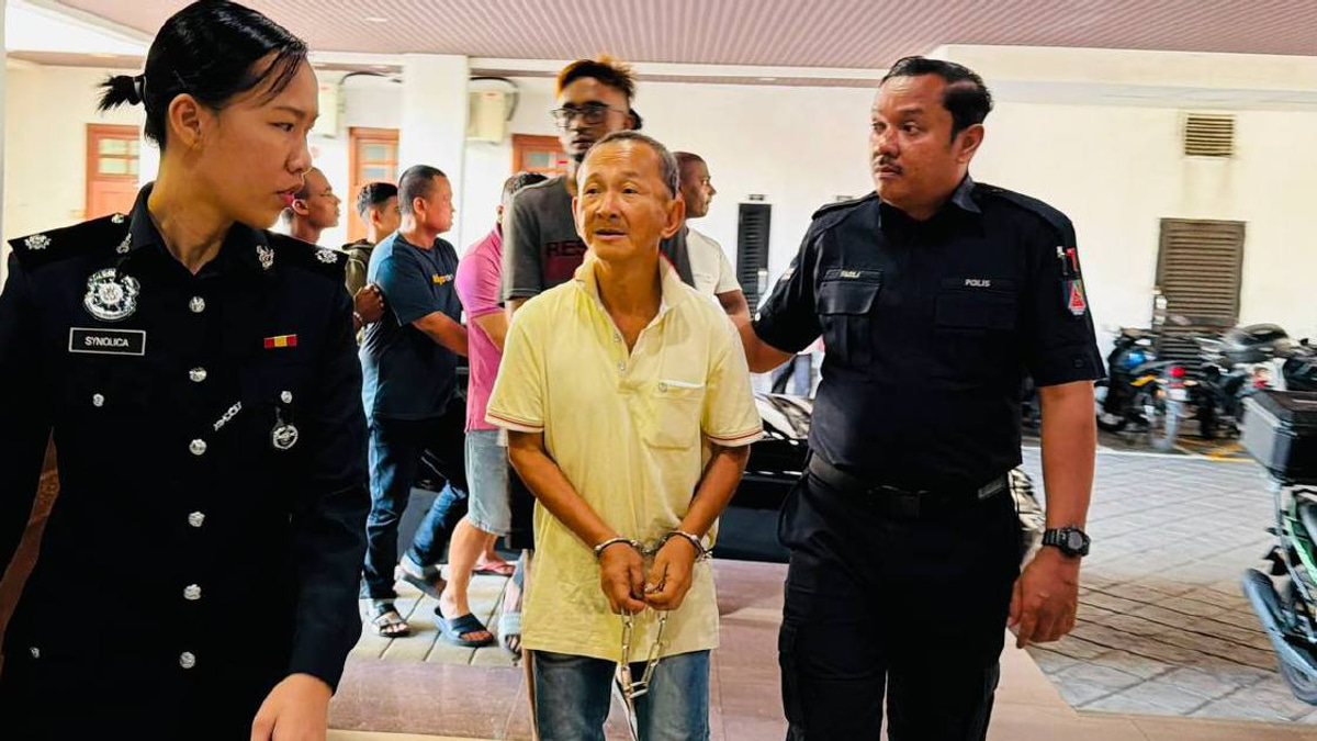 Wireman Charged Over Parang Attack on Brother in George Town