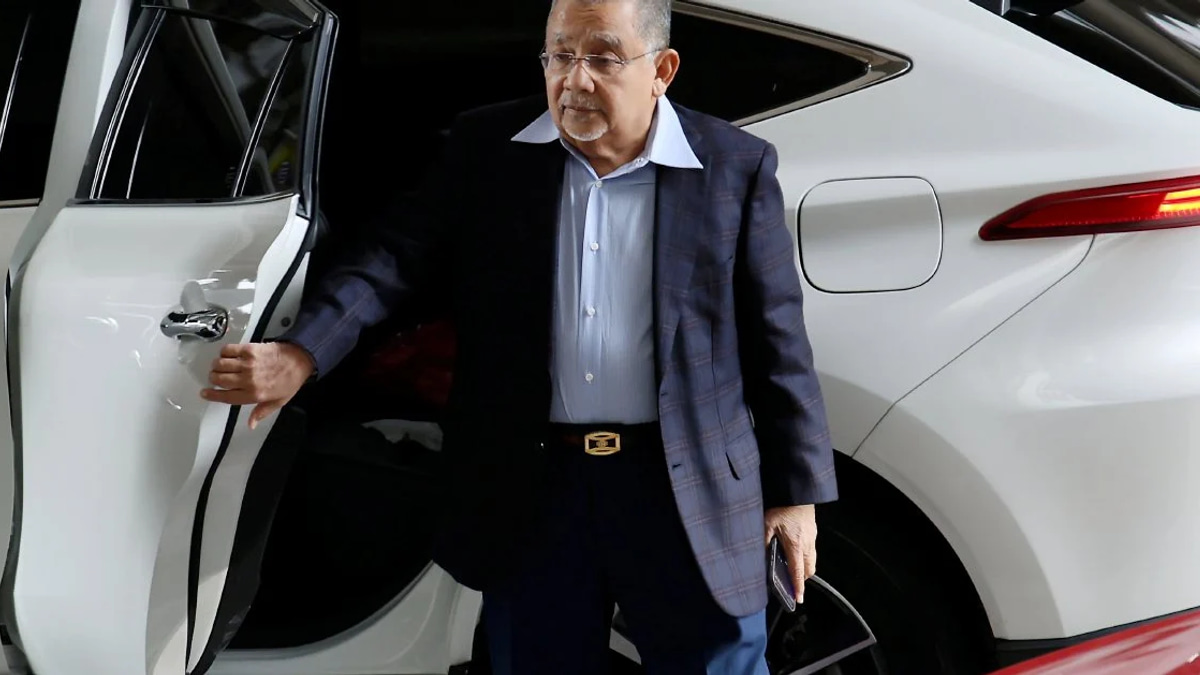 Federal Court Upholds Conviction: Isa Samad Remains Incarcerated in Corruption Case