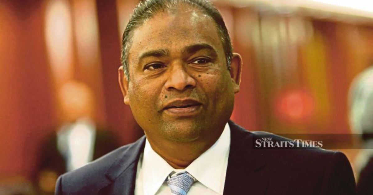 Former Tabung Haji Boss Not Detained by Anti-Graft Agency, Son Clarifies
