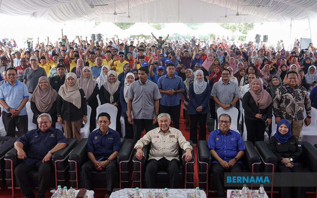 Malaysia's Political Coalitions Seek New Alignments to Maintain Stability, Says Ahmad Zahid