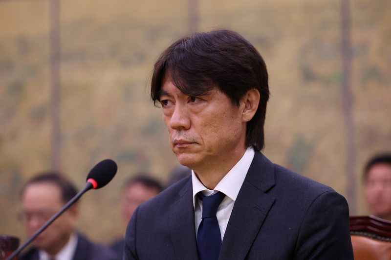 South Korean police raid football association over Hong Myung-bo coaching appointment