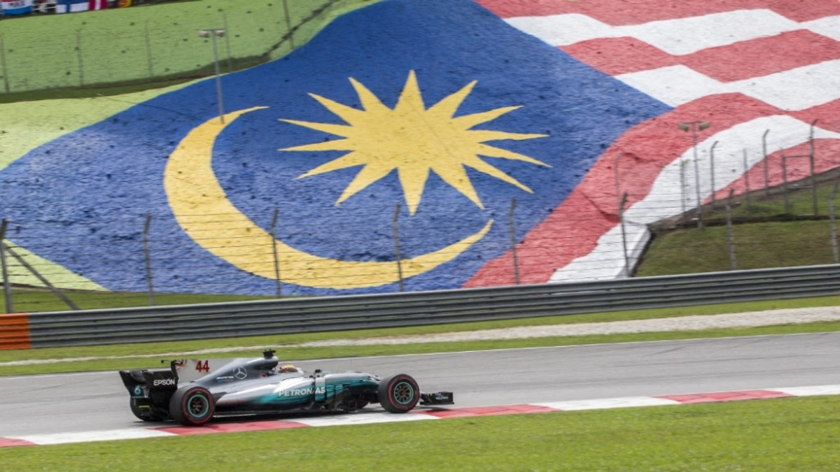 Anwar to Announce Malaysia's Formula One Future as Negotiations Reach Climax