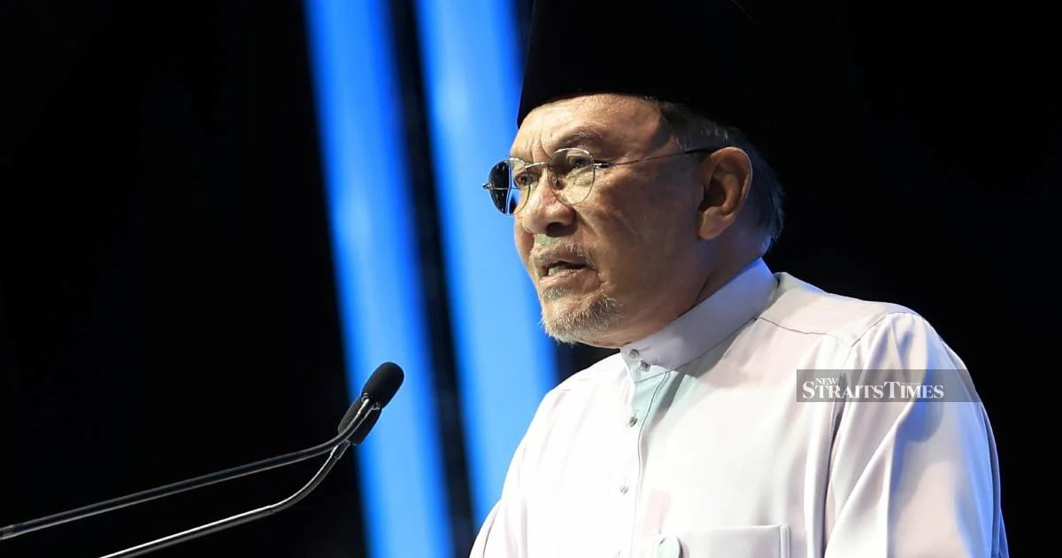 Muar District Office Refutes Claims It Barred PM Anwar from Using Government Complex