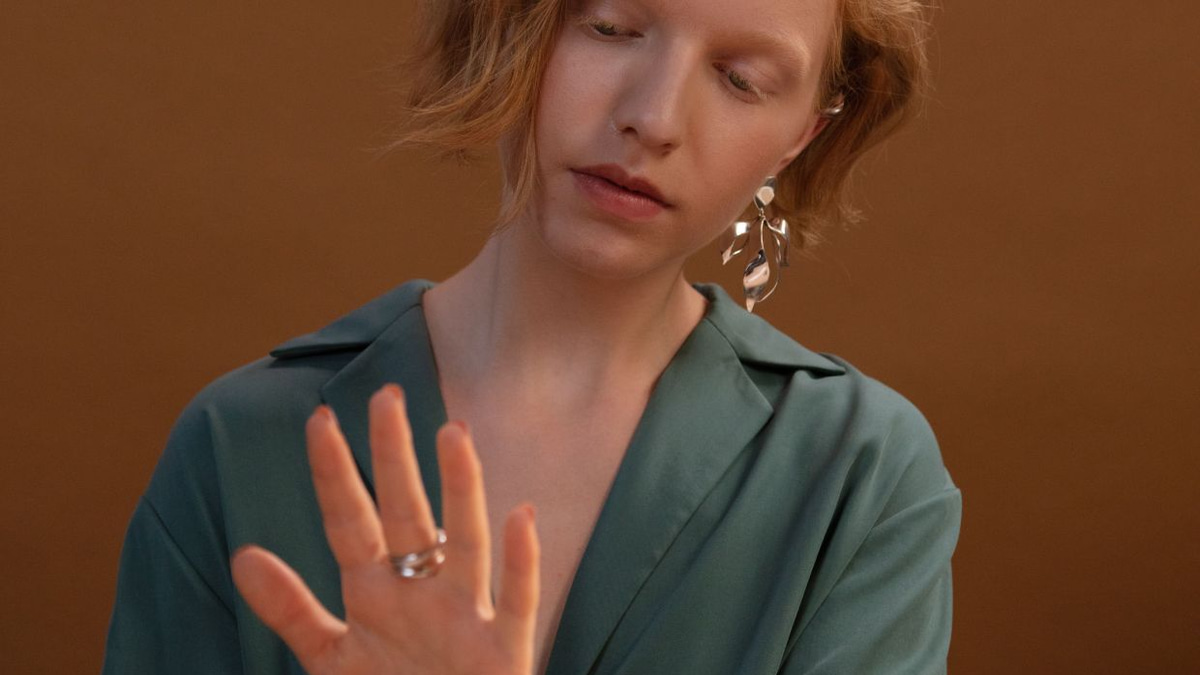Breaking the Rules: Why Everyday Glamour is Having a Fashion Moment