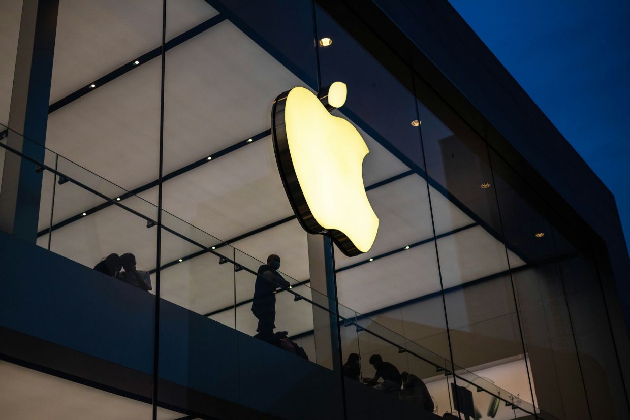 Apple Accepts EU Digital Rules Compliance After €500 Million Fine