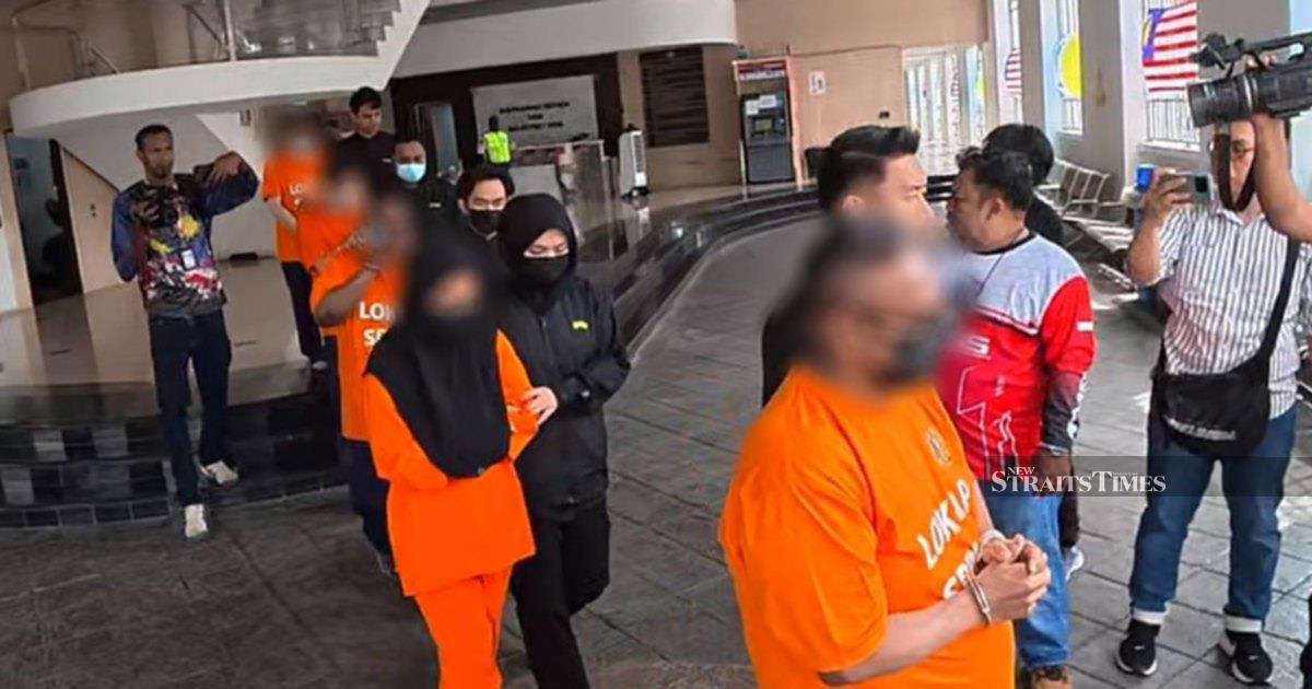 Five Detained Including Government Agency Chief Over Alleged Abuse of Power