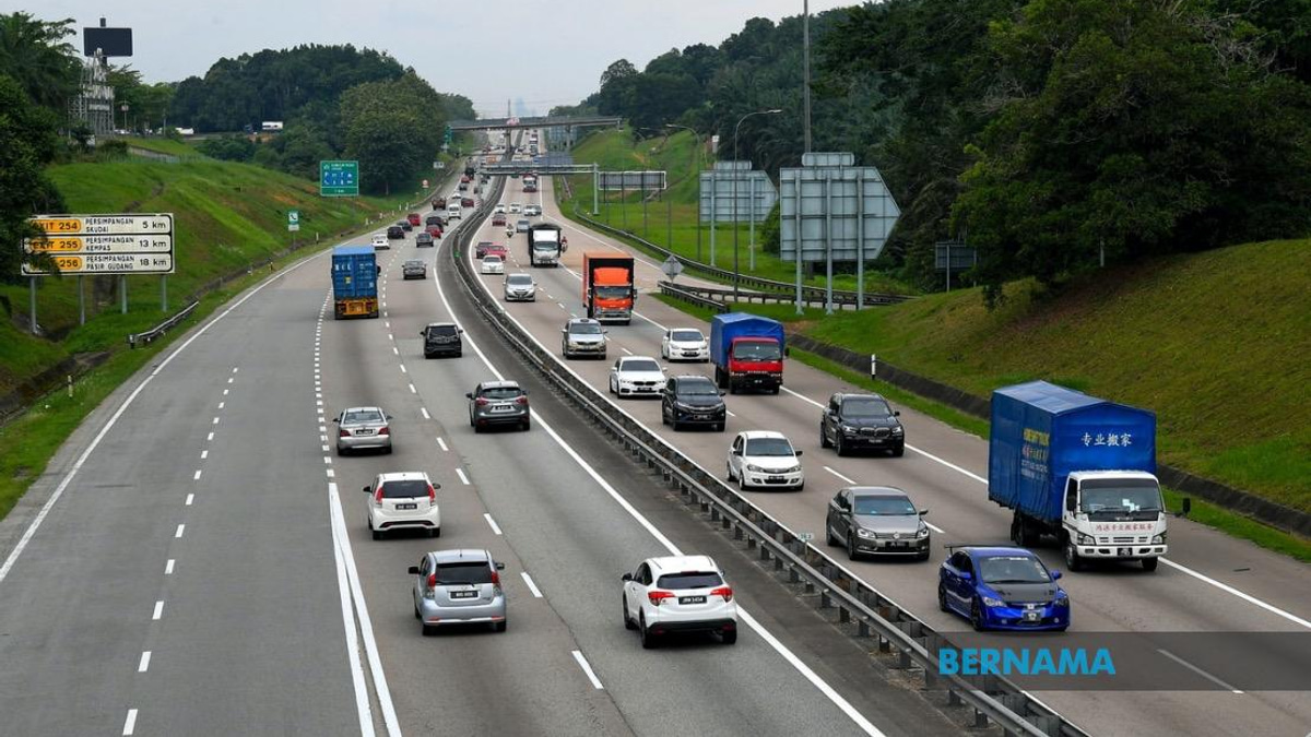PLUS Braces for 2.2 Million Daily Vehicles During National Day and School Holiday Rush