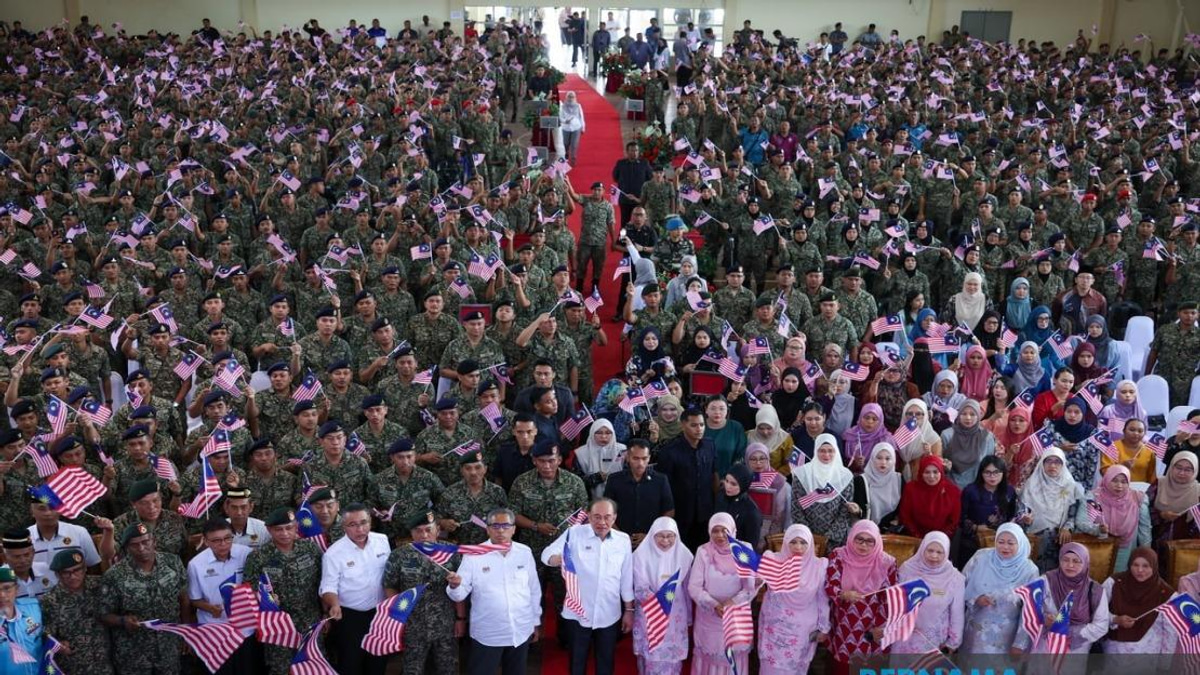 Anwar Ibrahim Defends Bumiputera Commitment, Points to New KL Malay Reserve Land