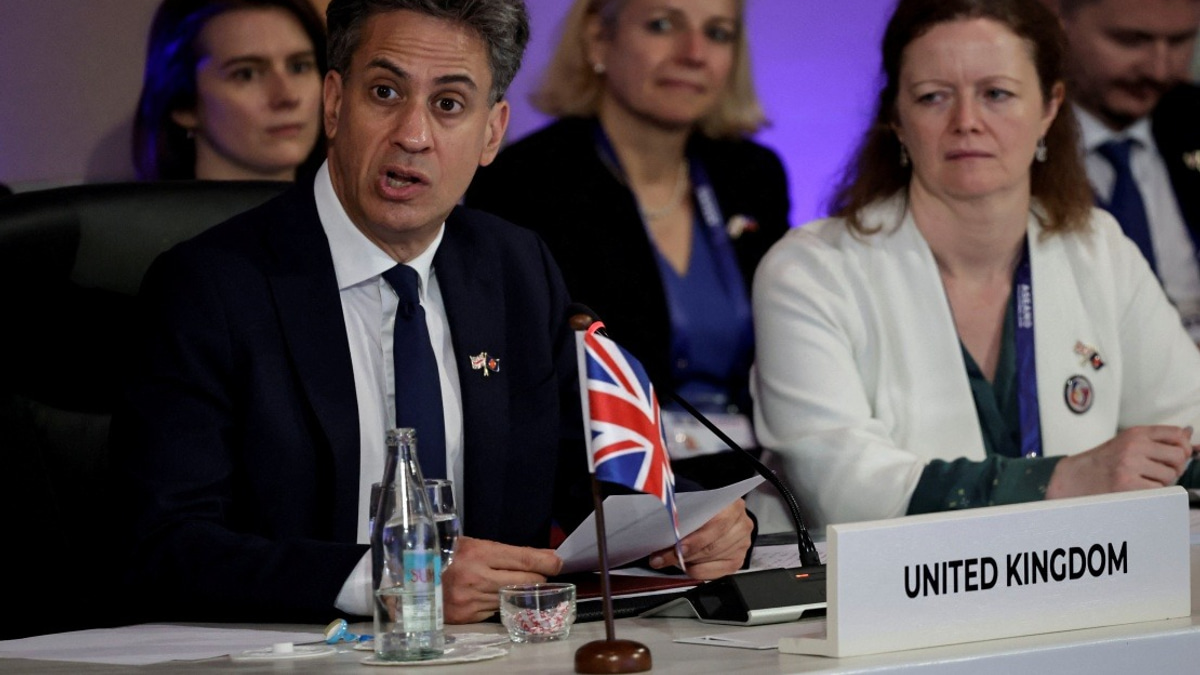 UK Foreign Secretary Miliband Prioritises European Partnerships on Inaugural Continental Trip