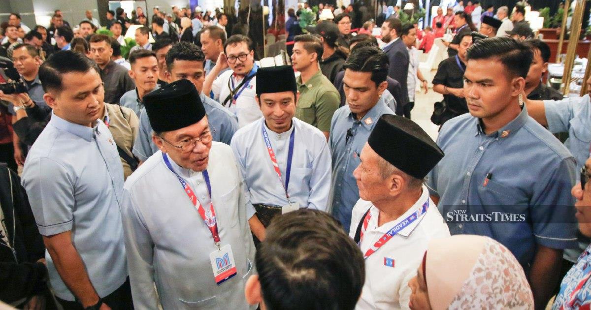 Anwar Ibrahim Downplays Coalition Tensions, Reaffirms Working Relationship with Deputy PM Zahid