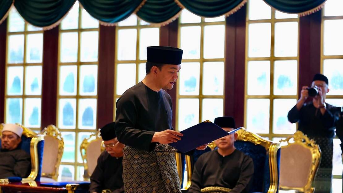 Ahmad Zahid Extends Best Wishes to Onn Hafiz as New Johor Menteri Besar