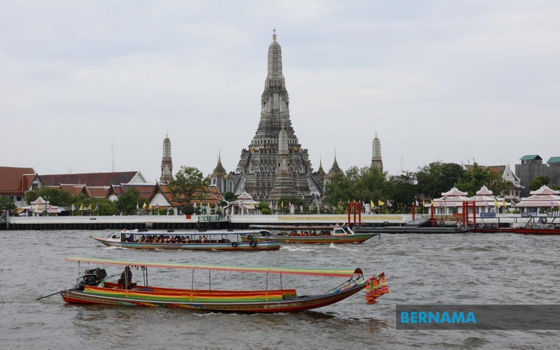 Southeast Asia's Regional Pulse: Economic Moves and Political Developments Shape Mid-2026