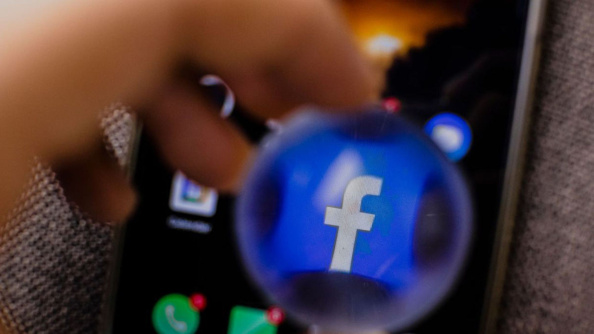Meta's Chinese Advertising Partner Flooded Facebook and Instagram With AI 'Nudify' App Promotions