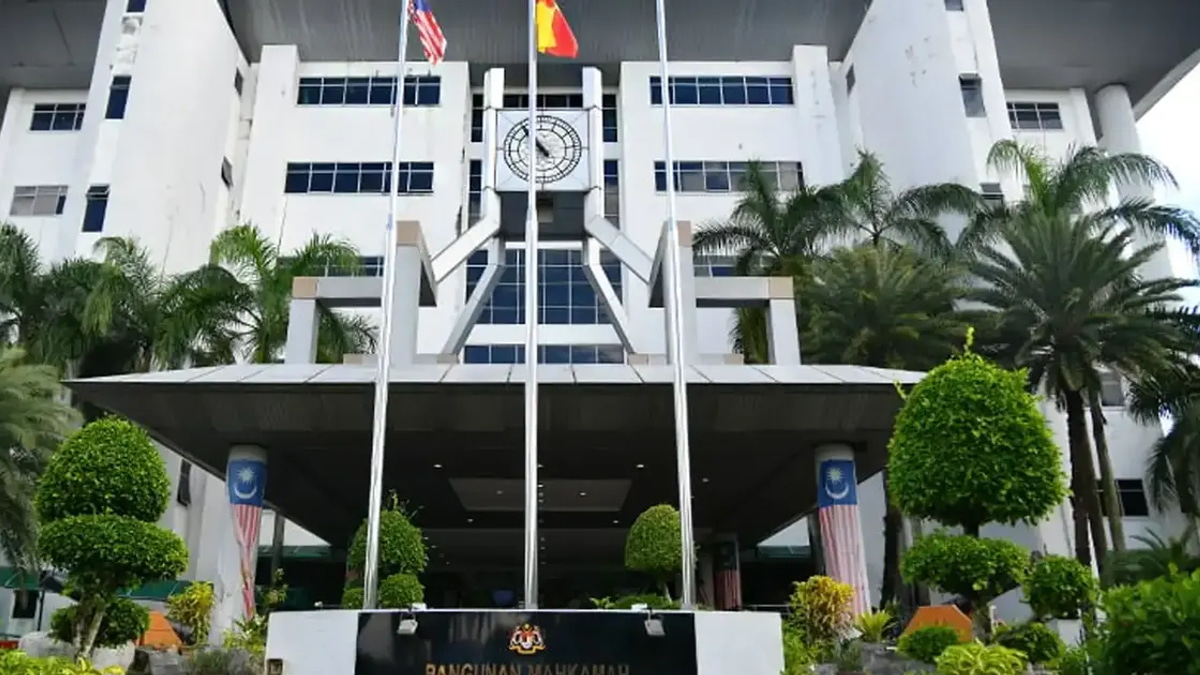 Customs Officer Faces Trial Over Alleged RM15,000 Bribery Payment